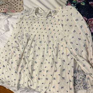 Women’s blouse